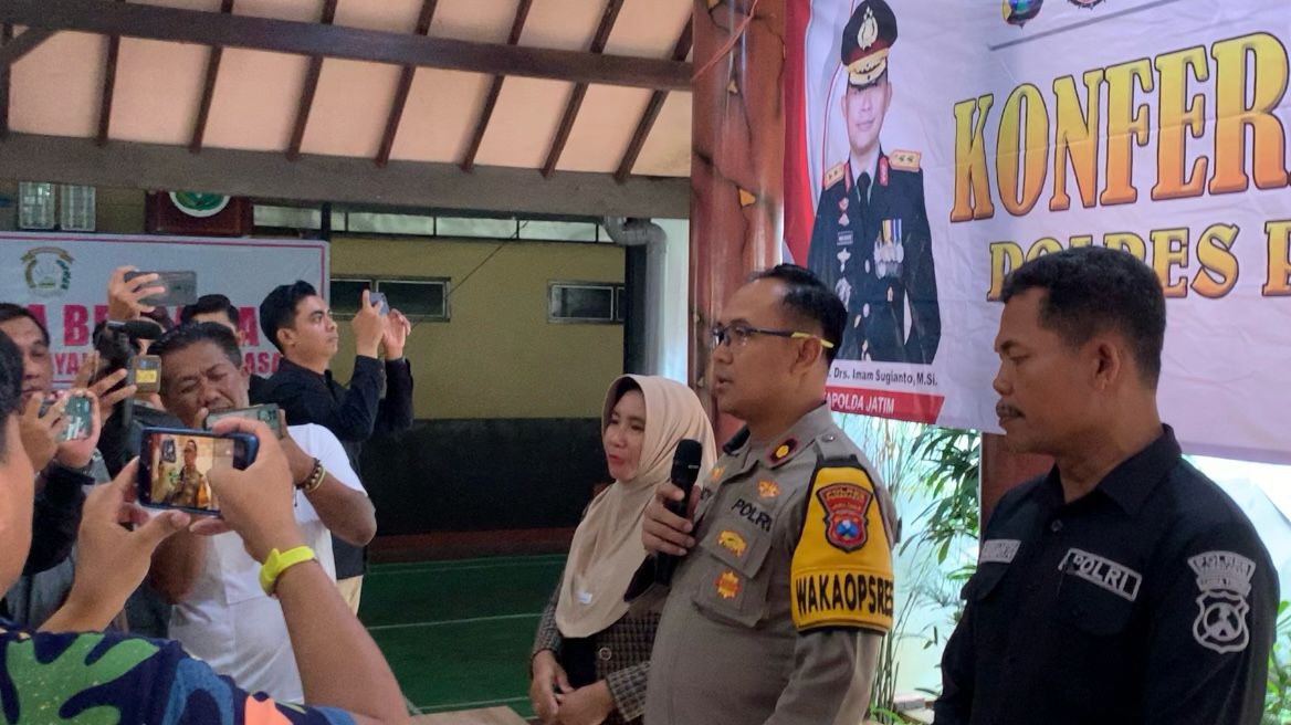 Polres Pamekasan berhasil amankan 3 tersangka peledakan rumah Ketua KPPS Nyalabu Daya
