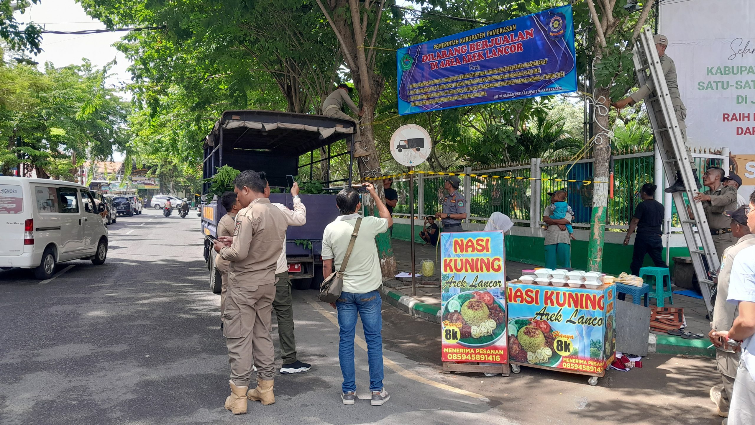 Satpol PP Pamekasan Tegaskan Larangan PKL Jual di Area Arek Lancor, Pelanggar akan diangkut!