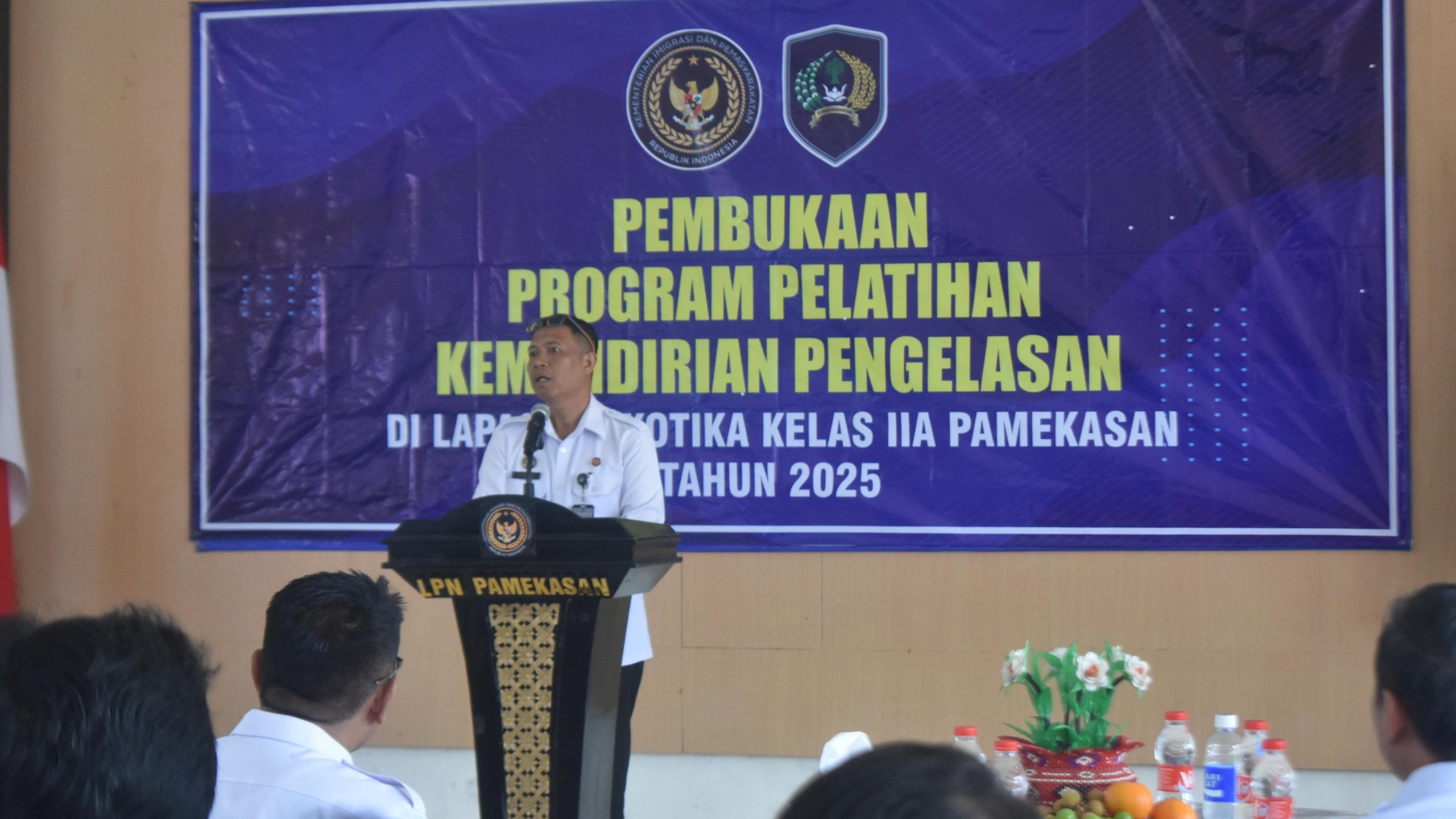 Lapas Narkotika Pamekasan dan SMKN 2 Gelar Pelatihan Las untuk 80 Warga Binaan