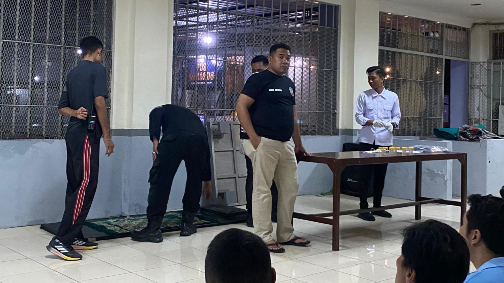 Cegah Peredaran Narkoba, Lapas Narkotika Pamekasan Lakukan Razia dan Tes Urin WBP