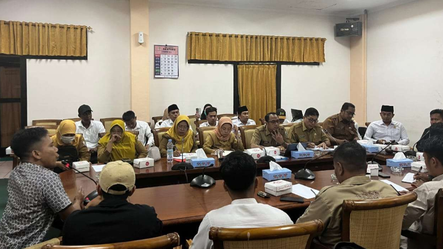 Nakes Sampang Adu ke DPRD, Soroti Dugaan Manipulasi Rekrutmen PPPK