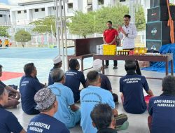 Lapas Narkotika Pamekasan Beri Makanan Tambahan untuk Warga Binaan Lansia dan Disabilitas