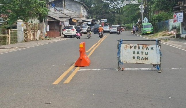 200 Personel Disiagakan Amankan Jalur Puncak Selama Libur Nataru
