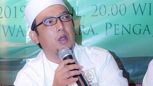 Ayah Gitaris Wali, H. Aceng Madari, Tutup Usia — Apoy Ungkap1 Pesan Terakhir di Instagram