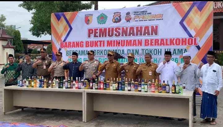 Pamekasan Darurat Miras Beredar, Bupati: Barang Haram Dilarang Masuk