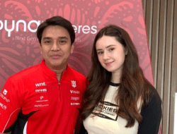 Nyekar Jelang Ramadan, Billy Syahputra Kenalkan Status Barunya sebagai Ayah di Makam Olga