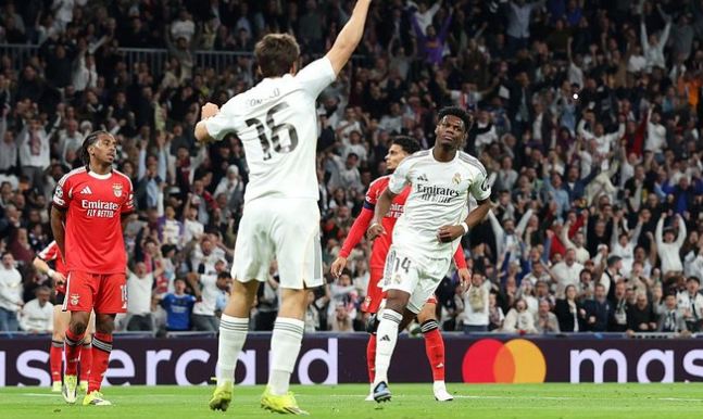 Benfica Kejutkan Bernabeu, Madrid Balas Cepat: Skor 1-1 di Babak Pertama, El Real Masih Unggul Agregat